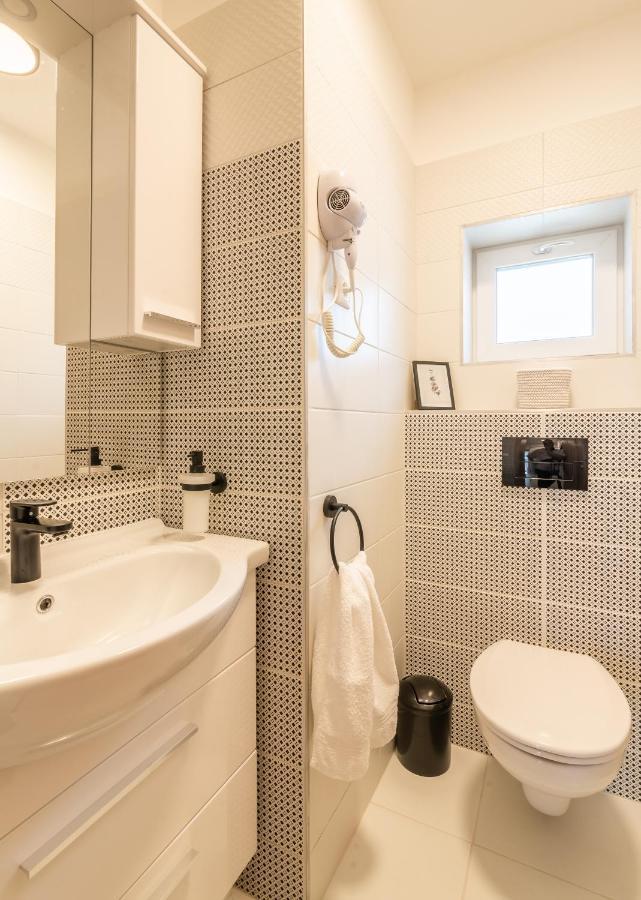 Jegmadar & Fekete Golya Apartmanok Мошонмадьяровар Экстерьер фото